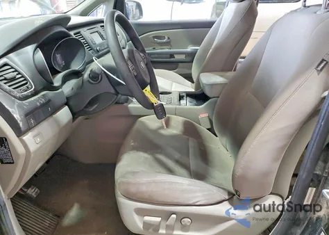 2015 Kia Sedona Lx из США, поврежденный, VIN KNDMB5C19F6030858